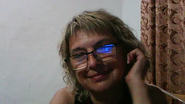 ElizabethGorden online show from 07/19/26, 07:17