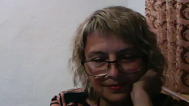 ElizabethGorden online show from 07/25/26, 07:00