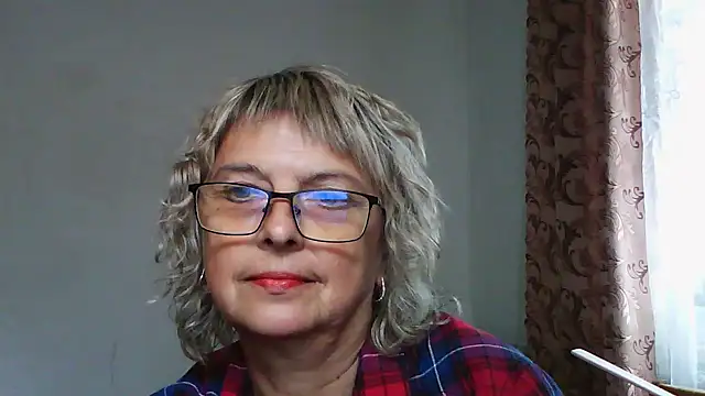 ElizabethGorden online show from 07/28/26, 11:17