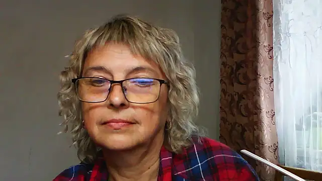 ElizabethGorden online show from 07/28/26, 12:48