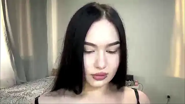 PlushPeep online show from 06/11/26, 03:43