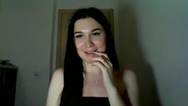 Snapshot of Katiee_Foxi chatting on 06/05/26, 07:08 Katiee Foxi online show from 06/05/26, 07:08