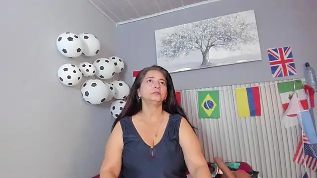 Snapshot of rosse_m1 chatting on 07/25/26, 12:14 rosse m1 online show from 07/25/26, 12:14