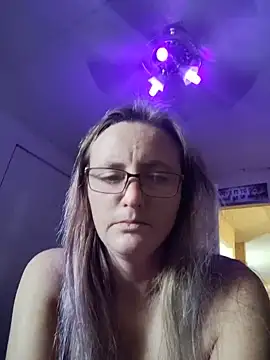 Queenle91 online show from 06/05/26, 04:02