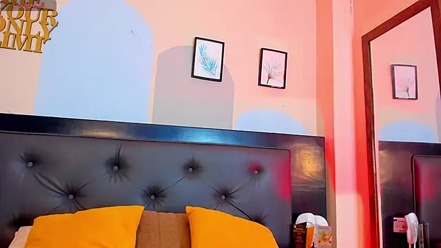 Snapshot of Boy_Mathew chatting on 05/15/26, 11:39 Boy Mathew online show from 05/15/26, 11:39
