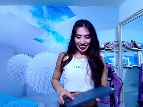 AMBEL-ROSE online show from 05/15/26, 12:28