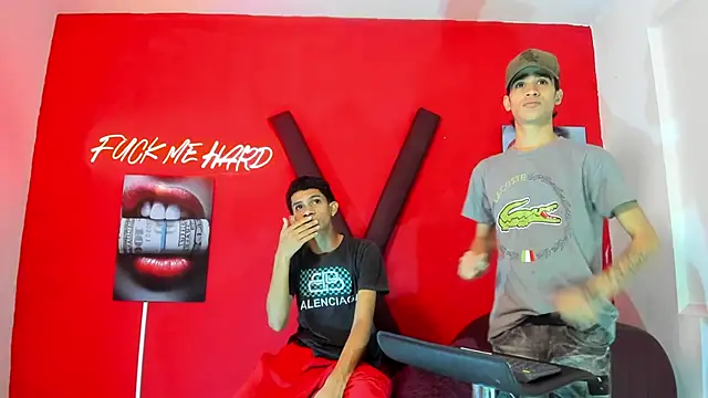 TWINKS BOYSX online show from 05/17/26, 07:10