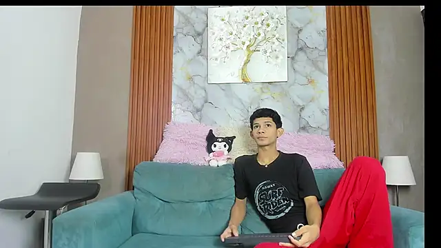 TWINKS BOYSX online show from 06/03/26, 01:14