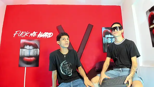 TWINKS BOYSX online show from 06/16/26, 01:41