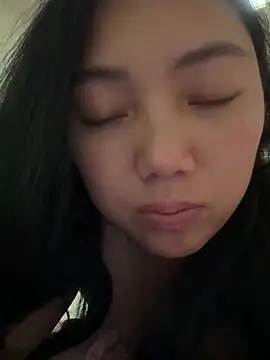 Snapshot of yanling668 chatting on 05/10/26, 03:50 yanling668 online show from 05/10/26, 03:50