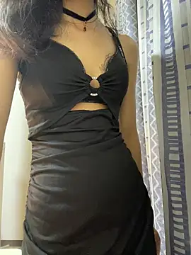 Snapshot of desi-randi chatting on 08/06/26, 05:48 desi-randi online show from 08/06/26, 05:48