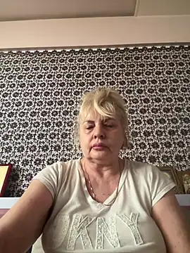 Snapshot of AnastasiaGrey777 chatting on 07/05/26, 04:19 AnastasiaGrey777 online show from 07/05/26, 04:19