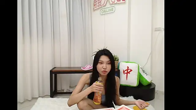Snapshot of TYBaby202605 chatting on 06/01/26, 12:18 TYBaby202605 online show from 06/01/26, 12:18