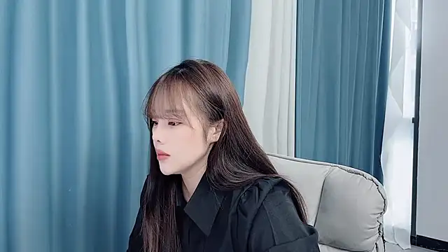 Snapshot of Qingqing19 chatting on 06/17/26, 02:14 Qingqing19 online show from 06/17/26, 02:14