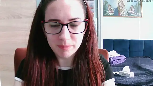EmilyHotAngel online show from 05/11/26, 09:04