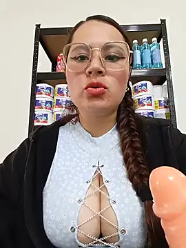 VANESSA  28 online show from 05/19/26, 01:28