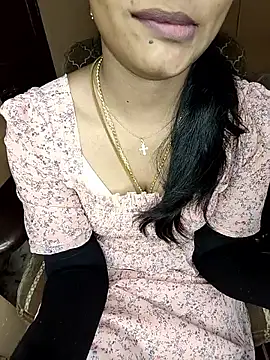 Tamil  Thara003 online show from 06/08/26, 10:59