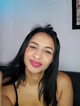 mell0102 online show from 06/18/26, 12:42
