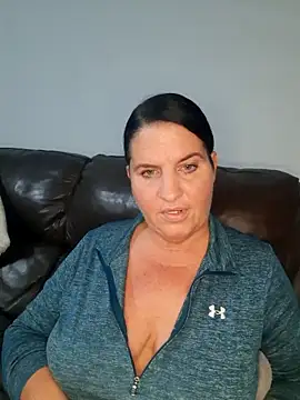 Velvet-Milf online show from 05/17/26, 05:38