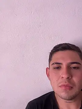sneiderhernndez online show from 05/06/26, 02:00