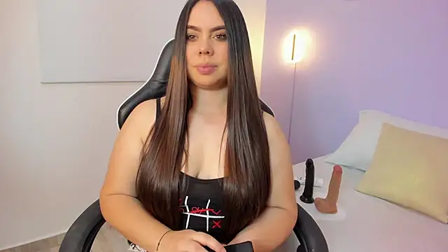 Snapshot of luna_blazze_ chatting on 06/19/26, 12:42 luna blazze online show from 06/19/26, 12:42
