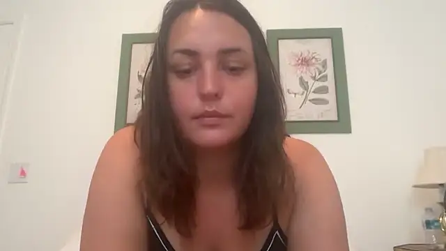 Anniehelen online show from 05/06/26, 07:41