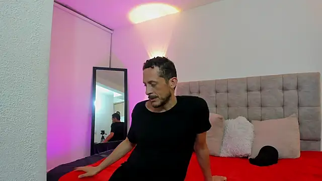 DarkRomanceXXX online show from 05/17/26, 03:48