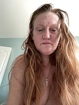 Kellilyn10 online show from 05/18/26, 04:13