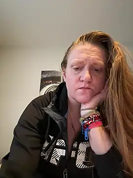 Kellilyn10 online show from 06/14/26, 09:39