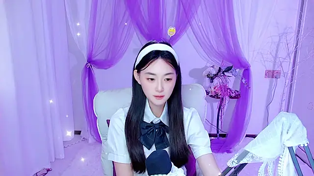 Tili Lucky online show from 06/11/26, 02:53
