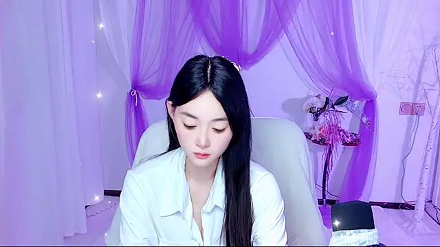 Snapshot of Tili_Lucky chatting on 07/07/26, 12:57 Tili Lucky online show from 07/07/26, 12:57