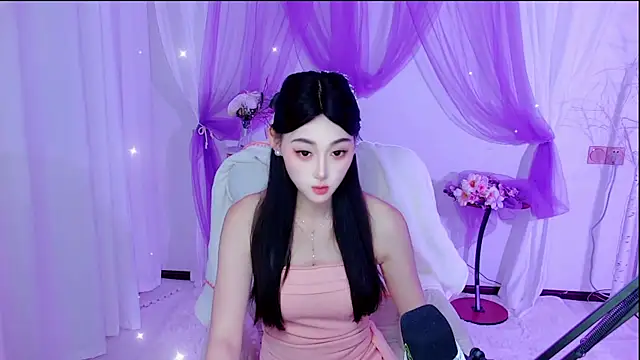 Snapshot of Tili_Lucky chatting on 07/11/26, 01:30 Tili Lucky online show from 07/11/26, 01:30