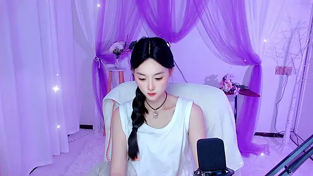 Snapshot of Tili_Lucky chatting on 07/22/26, 12:52 Tili Lucky online show from 07/22/26, 12:52