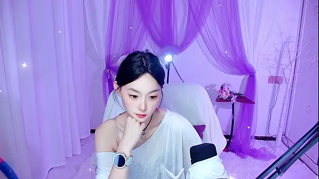 Snapshot of Tili_Lucky chatting on 07/30/26, 01:15 Tili Lucky online show from 07/30/26, 01:15