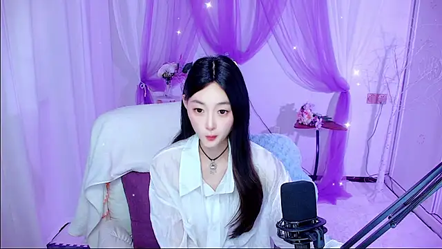 Snapshot of Tili_Lucky chatting on 08/07/26, 04:47 Tili Lucky online show from 08/07/26, 04:47