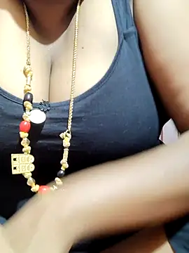 Snapshot of tamilkavitha123 chatting on 05/29/26, 08:12 tamilkavitha123 online show from 05/29/26, 08:12