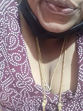 Snapshot of tamilkavitha123 chatting on 06/17/26, 07:11 tamilkavitha123 online show from 06/17/26, 07:11