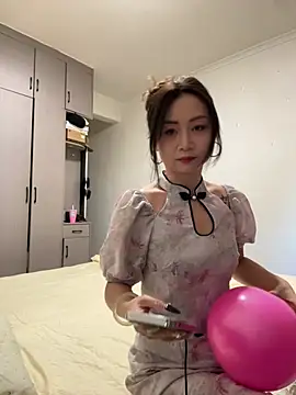 Snapshot of huihui_520 chatting on 05/29/26, 07:50 huihui 520 online show from 05/29/26, 07:50