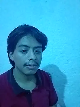 Snapshot of cocodrilo213 chatting on 05/07/26, 01:55 cocodrilo213 online show from 05/07/26, 01:55