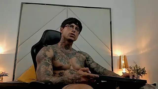 EdoardoJS online show from 05/13/26, 11:11