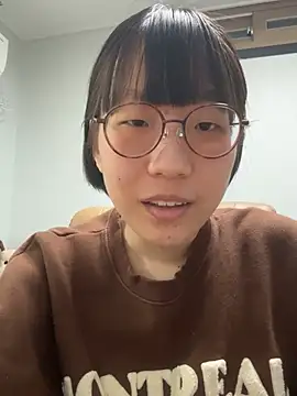 gumi5 online show from 05/10/26, 08:52