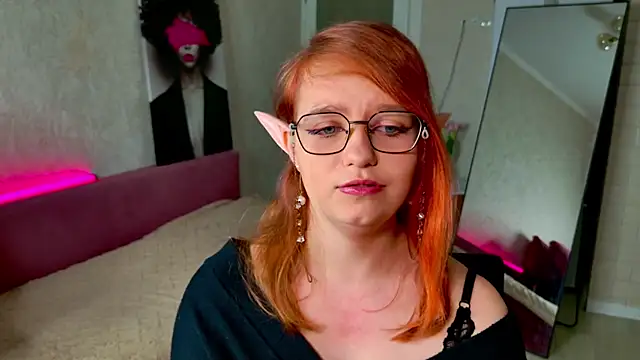 Luna404 online show from 05/10/26, 07:08