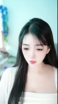 Snapshot of singer-wenwan chatting on 05/13/26, 06:55 singer-wenwan online show from 05/13/26, 06:55