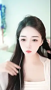 Snapshot of singer-wenwan chatting on 05/29/26, 07:39 singer-wenwan online show from 05/29/26, 07:39