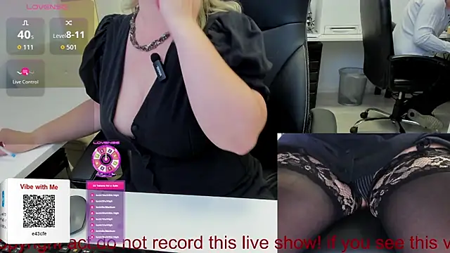 squirt milf viktoria online show from 06/02/26, 10:28