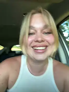 Snapshot of lilixcake chatting on 06/25/26, 05:06 lilixcake online show from 06/25/26, 05:06