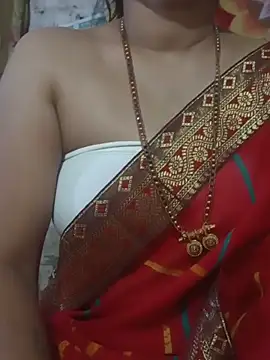 Snapshot of Komal_Bhabhi4u chatting on 05/12/26, 01:03 Komal Bhabhi4u online show from 05/12/26, 01:03