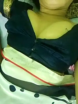 Snapshot of Komal_Bhabhi4u chatting on 07/02/26, 04:35 Komal Bhabhi4u online show from 07/02/26, 04:35