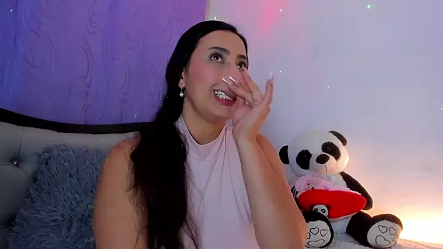 Snapshot of my__aleja chatting on 06/15/26, 06:37 my aleja online show from 06/15/26, 06:37
