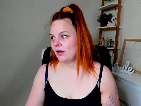Snapshot of GingerKitten1 chatting on 06/03/26, 05:43 GingerKitten1 online show from 06/03/26, 05:43